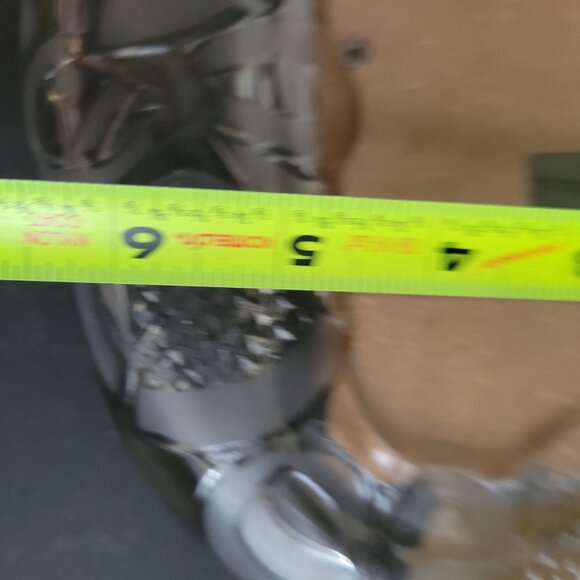 Crystal Clear Signatures Oval Glass Frame With Etched Ribbon Design - Picture 9 of 9